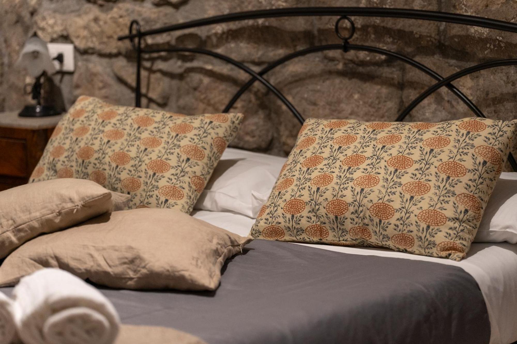 Il Richiastro Medievale Viterbo Esterno foto